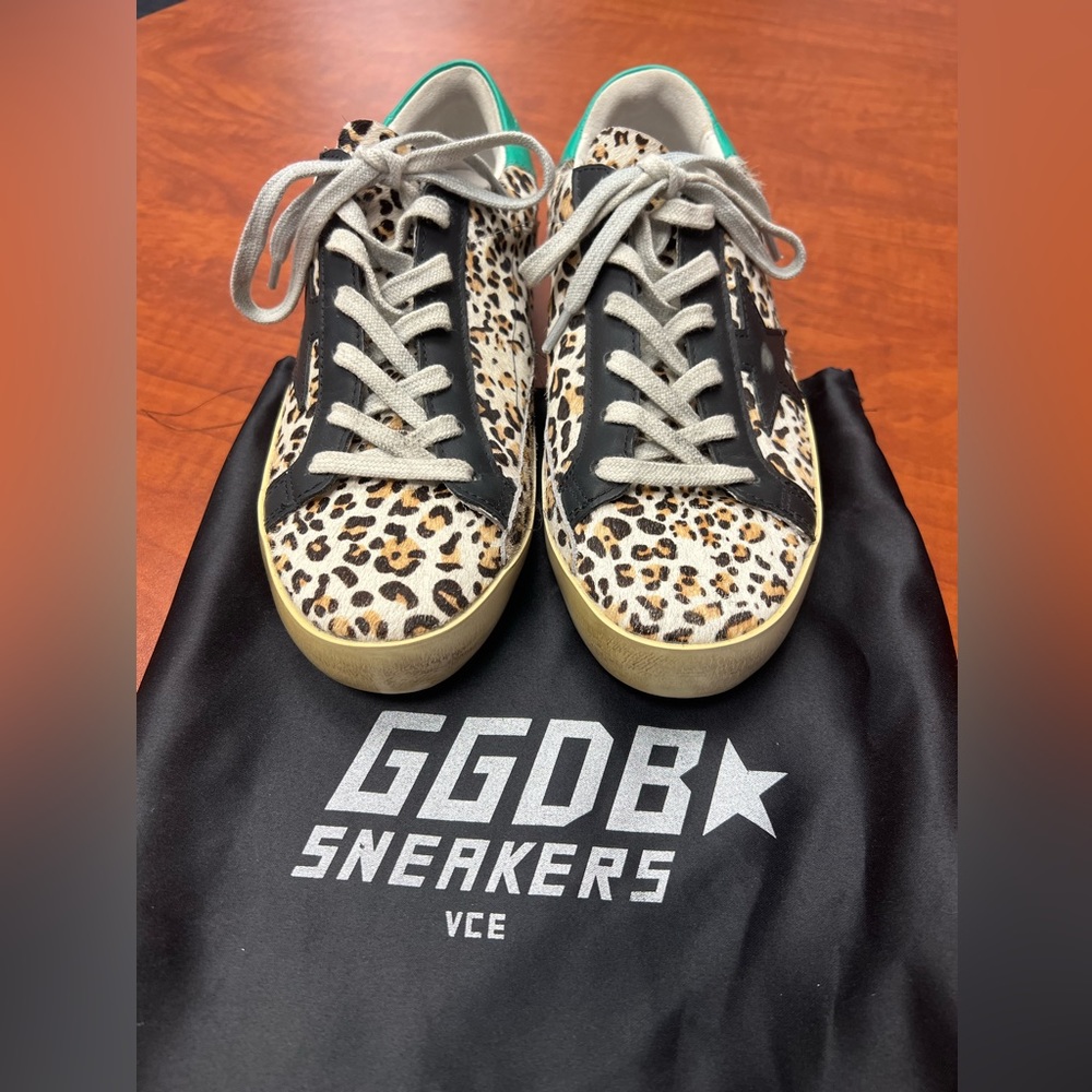 Golden Goose Deluxe Brand SStar Sneaker in women’s size 37